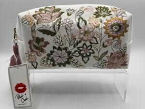 Blush Crush Vegan Accessories White Floral Makeup Travel Bag NWT